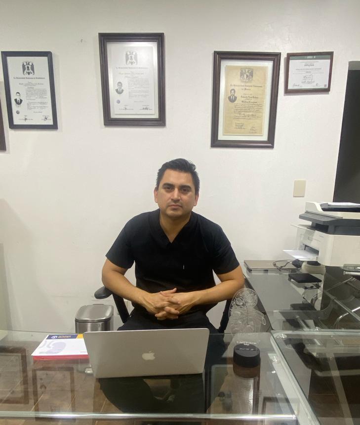 Dr. Ángel Vera Cid de León